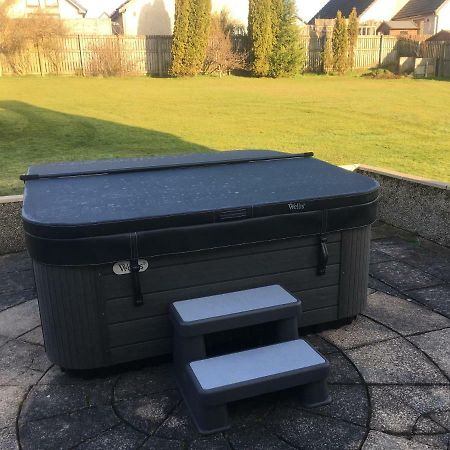 Pippin, Tranquil Scottish Cottage With Hot Tub Airdrie Luaran gambar