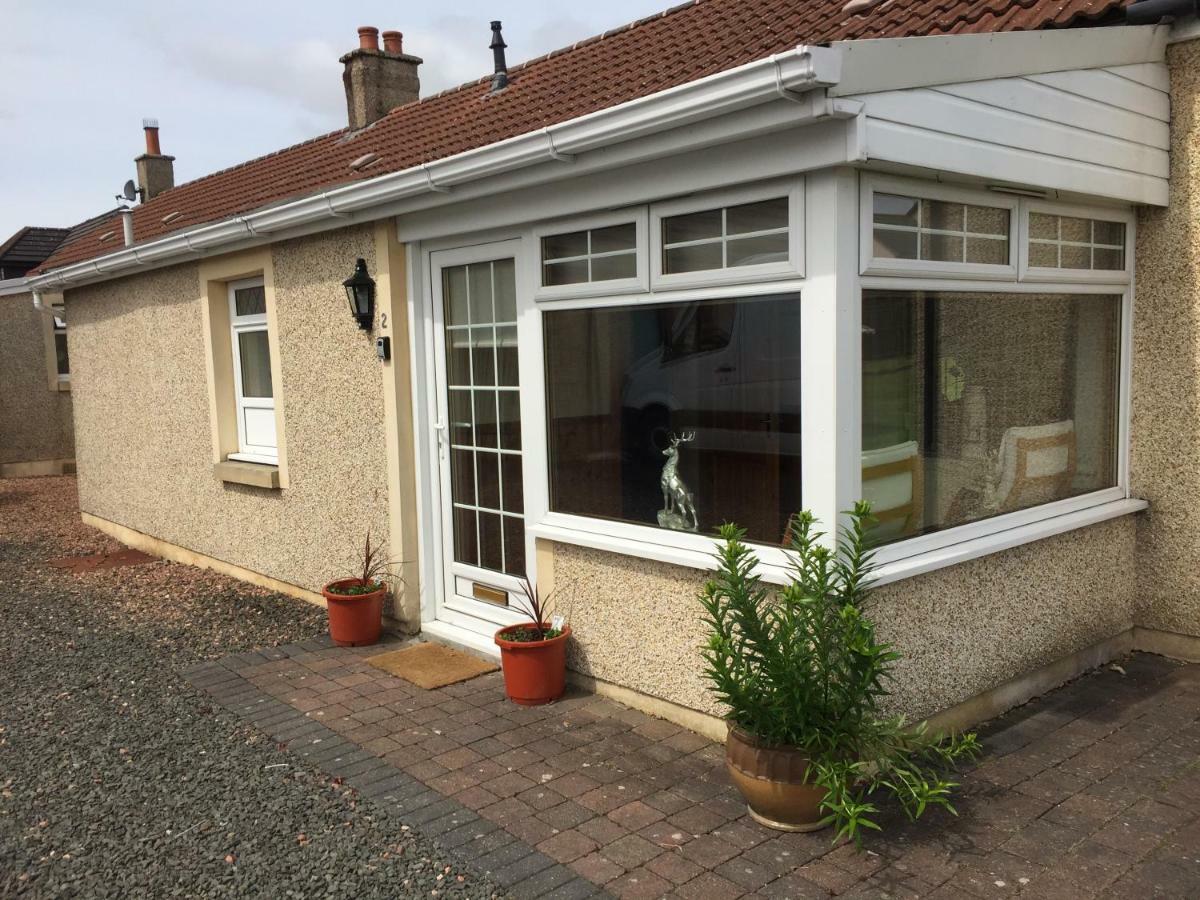Pippin, Tranquil Scottish Cottage With Hot Tub Airdrie Luaran gambar