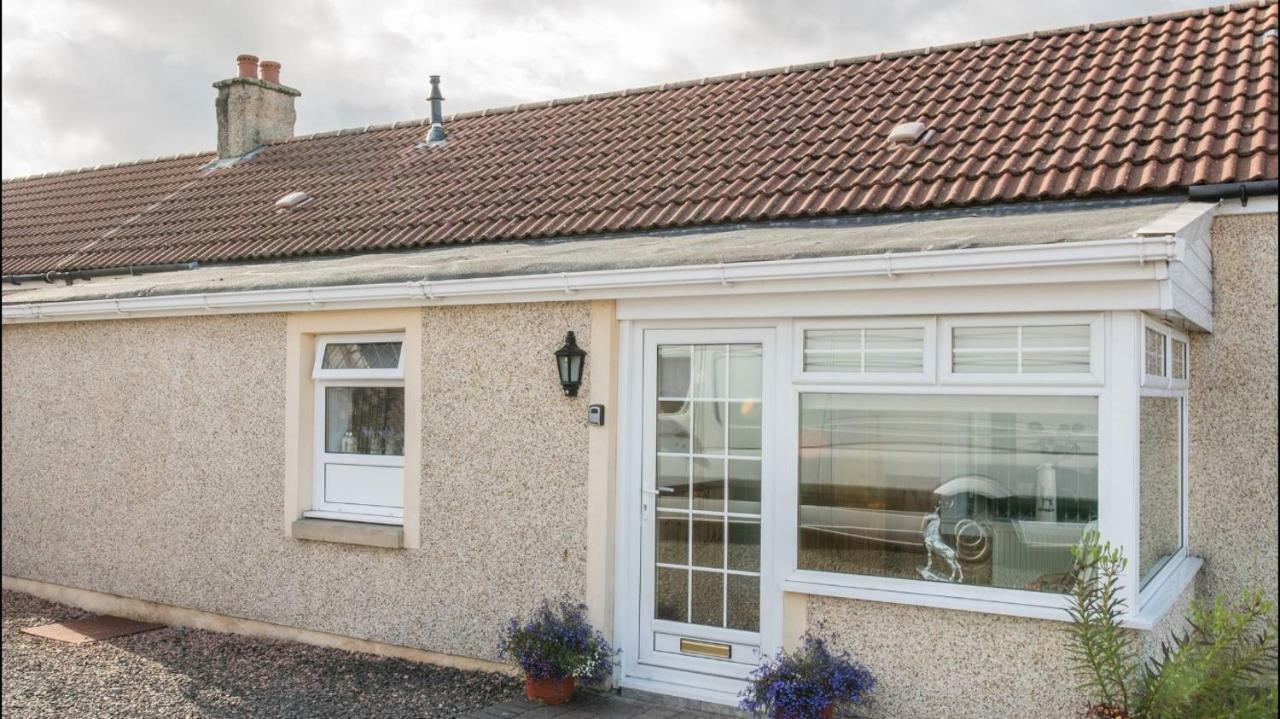 Pippin, Tranquil Scottish Cottage With Hot Tub Airdrie Luaran gambar